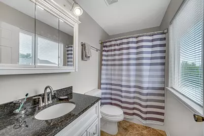 673 E Fountainview Drive #673, Mundelein, IL 60060 - Photo 11
