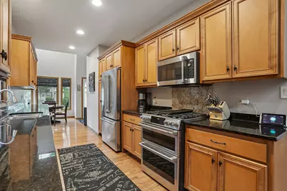 20467 Falling Water Circle, Frankfort, IL 60423 - Photo 5