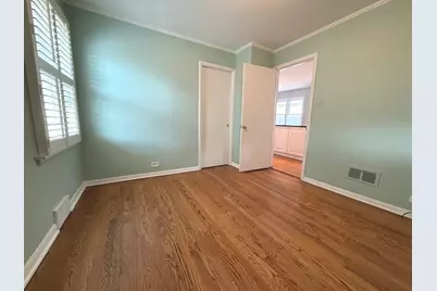 9427 S Harding Avenue, Evergreen Park, IL 60805 - Photo 15