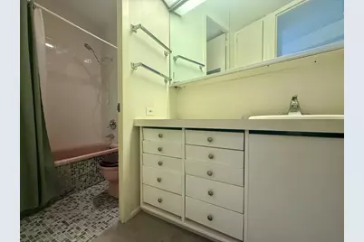 300 N State Street #4526, Chicago, IL 60654 - Photo 5