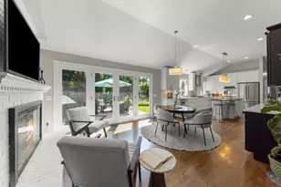 1008 Anne Rd, Naperville, IL 60540 - Photo 5