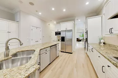 3414 N Oakley Avenue, Chicago, IL 60618 - Photo 9