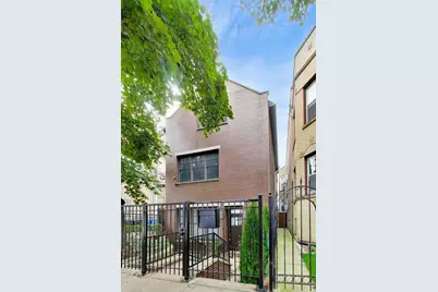 3414 N Oakley Avenue, Chicago, IL 60618 - Photo 1