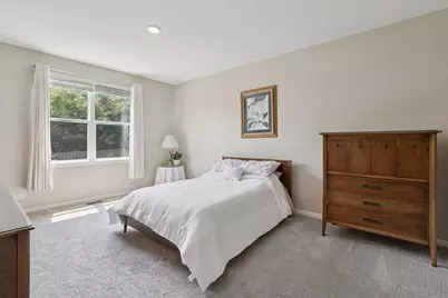 6331 Doral Drive, Gurnee, IL 60031 - Photo 11