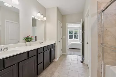 6331 Doral Drive, Gurnee, IL 60031 - Photo 13
