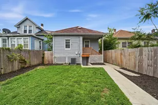 10747 S Forest Ave, Chicago, IL 60628 - Photo 27