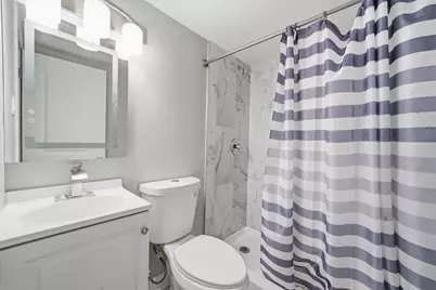 10747 S Forest Avenue, Chicago, IL 60628 - Photo 25