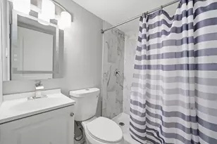 10747 S Forest Ave, Chicago, IL 60628 - Photo 25