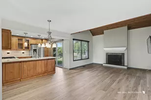 706 Wakefield Rd, Gurnee, IL 60031 - Photo 3