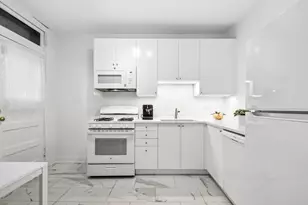 5463 S Ellis Ave, Chicago, IL 60615 - Photo 7