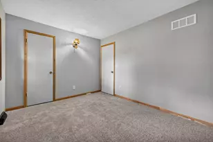 4877 Raymond Dr, Belvidere, IL 61008 - Photo 25