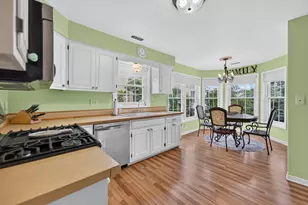 550 Bradbury Ln, Geneva, IL 60134 - Photo 7