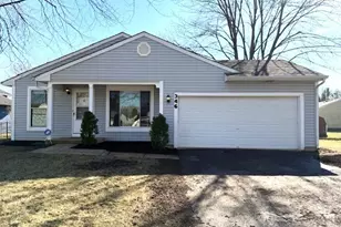 346 Danbury Dr, Naperville, IL 60565 - Photo 1