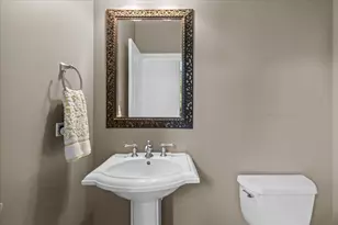 25 Ronan Rd, Highwood, IL 60040 - Photo 27
