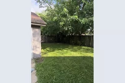 15201 Dorchester Avenue, Dolton, IL 60419 - Photo 17