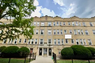 4511 N Malden St, Chicago, IL 60640 - Photo 1