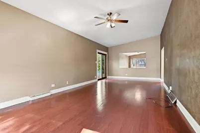 295 S Poplar Avenue, Elmhurst, IL 60126 - Photo 13