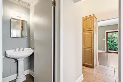 295 S Poplar Avenue, Elmhurst, IL 60126 - Photo 17