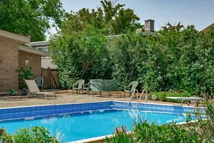 295 S Poplar Ave, Elmhurst, IL 60126 - Photo 5
