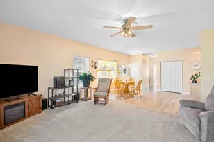 912 Baltimore St, McHenry, IL 60050 - Photo 7