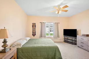 912 Baltimore St, McHenry, IL 60050 - Photo 9
