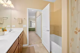 912 Baltimore St, McHenry, IL 60050 - Photo 11