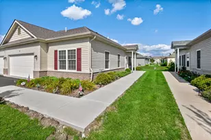 912 Baltimore St, McHenry, IL 60050 - Photo 1