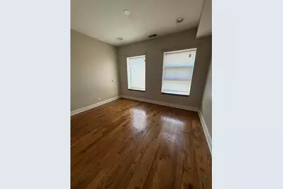 1062 W Chicago Avenue #2E, Chicago, IL 60642 - Photo 5