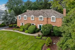 59 Sheffield Ln, Oak Brook, IL 60523 - Photo 1