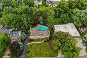 59 Sheffield Ln, Oak Brook, IL 60523 - Photo 43