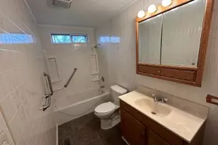 225 Nippert Ave, Romeoville, IL 60446 - Photo 9