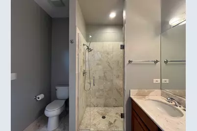 540 W Oakdale Avenue #2W, Chicago, IL 60657 - Photo 11