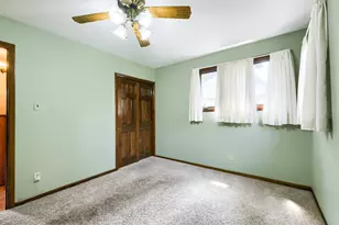 8060 S Kolmar Ave, Chicago, IL 60652 - Photo 19