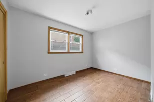 8018 S Michigan Ave, Chicago, IL 60619 - Photo 11