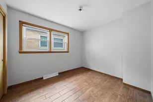 8018 S Michigan Ave, Chicago, IL 60619 - Photo 13