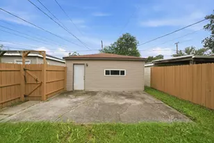 8018 S Michigan Ave, Chicago, IL 60619 - Photo 19