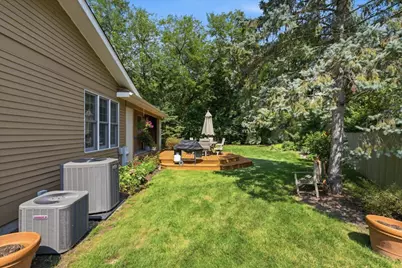 206 Londonderry Court, Mundelein, IL 60060 - Photo 7