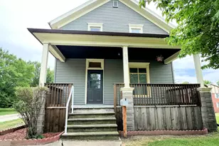 207 Cottage St, Streator, IL 61364 - Photo 1