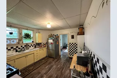 207 Cottage Street, Streator, IL 61364 - Photo 9