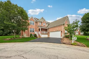 5 Park Pl Cir, Hawthorn Woods, IL 60047 - Photo 1