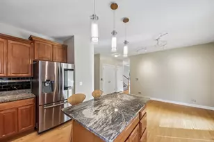 5 Park Pl Cir, Hawthorn Woods, IL 60047 - Photo 11