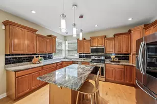 5 Park Pl Cir, Hawthorn Woods, IL 60047 - Photo 9