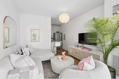630 N State Street #1501, Chicago, IL 60654 - Photo 3