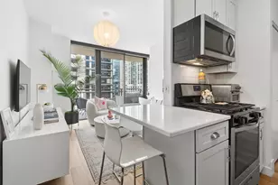 630 N State St, Chicago, IL 60654 - Photo 5