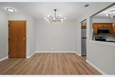 801 79th Street #310, Darien, IL 60561 - Photo 5