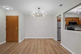 801 79th St, Darien, IL 60561 - Photo 5