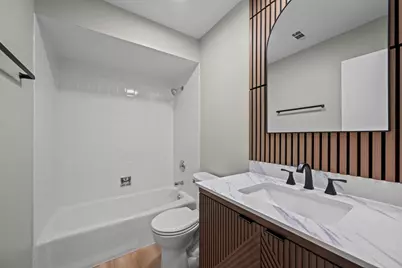 801 79th Street #310, Darien, IL 60561 - Photo 15