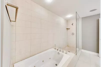 550 W Wellington Avenue #4E, Chicago, IL 60657 - Photo 29