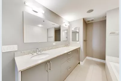 550 W Wellington Avenue #4E, Chicago, IL 60657 - Photo 27