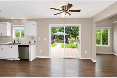 21503 W Georgetown Drive, Plainfield, IL 60544 - Photo 5